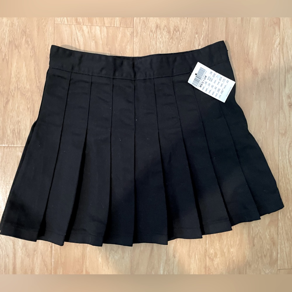 BRAND NEW Brandy Melville Dana Skirt